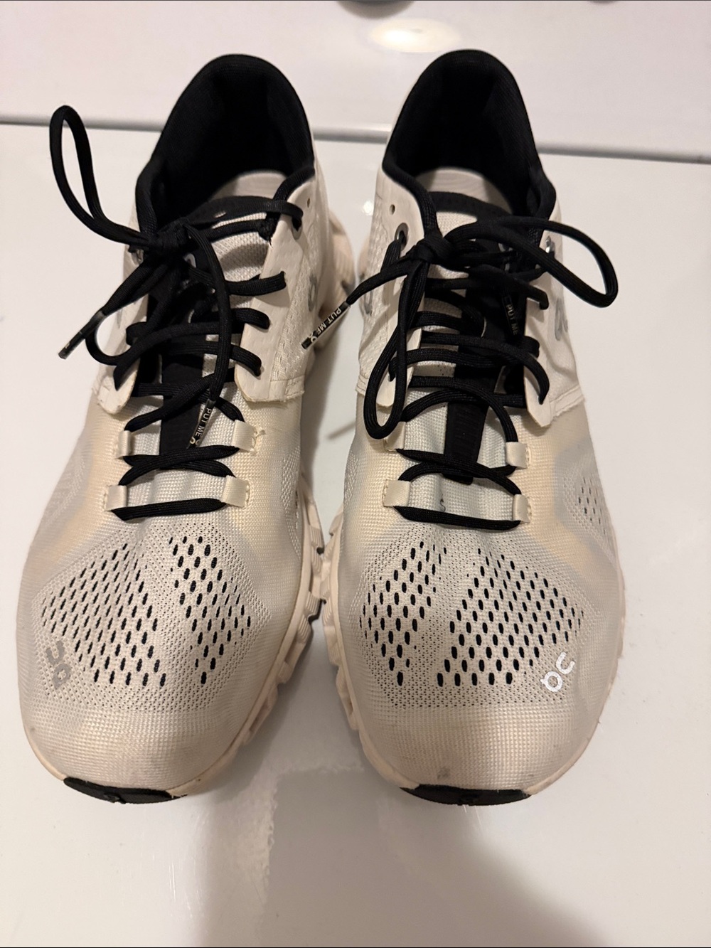 On Cloud Running Sneakers - Picture 2 of 8
